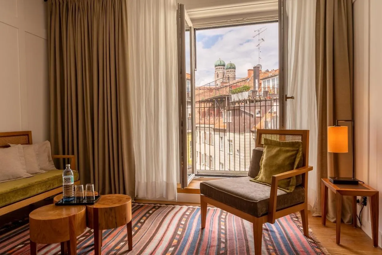 Louis Hotel Munich 5*,  Germany